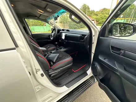 Toyota Hilux 2017 года за 11 500 000 тг. в Алматы – фото 15