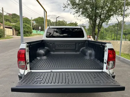 Toyota Hilux 2017 года за 11 500 000 тг. в Алматы – фото 8