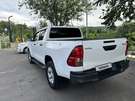 Toyota Hilux 2017 года за 11 500 000 тг. в Алматы – фото 9