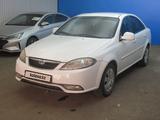 Daewoo Gentra 2014 года за 2 864 725 тг. в Актобе – фото 3