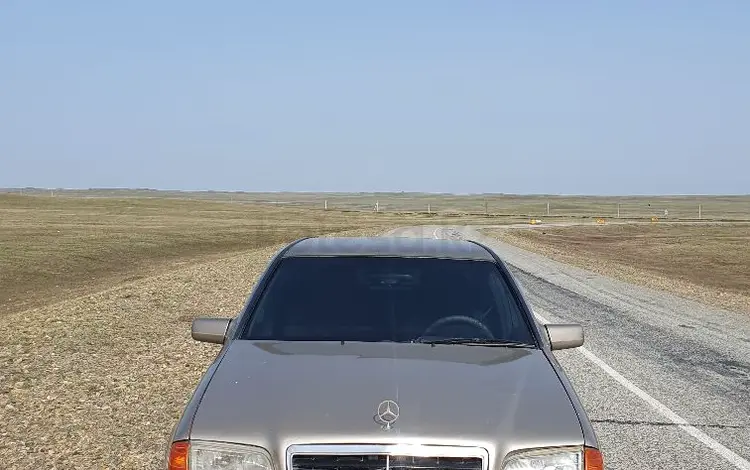 Mercedes-Benz C 180 1995 года за 1 850 000 тг. в Щучинск