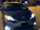 Toyota Sienna 2013 года за 13 000 000 тг. в Алматы