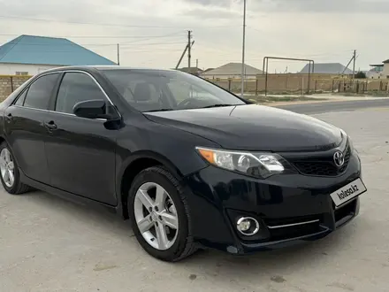 Toyota Camry 2014 года за 5 000 000 тг. в Бейнеу – фото 12