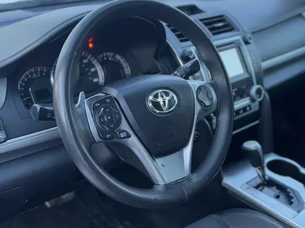Toyota Camry 2014 года за 5 000 000 тг. в Бейнеу – фото 17