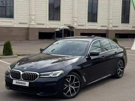 BMW 5 серия 2022 года за 23 500 000 тг. в Алматы