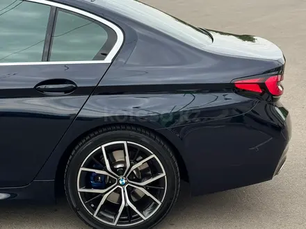 BMW 5 серия 2022 года за 23 500 000 тг. в Алматы – фото 12