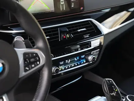 BMW 5 серия 2022 года за 23 500 000 тг. в Алматы – фото 16