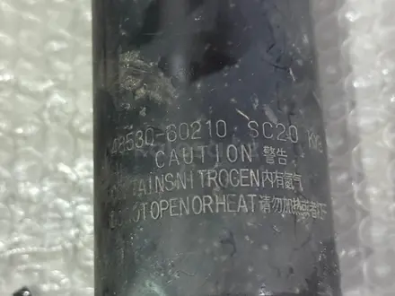 Амортизатор задний пневмо Prado 150 GX460 за 100 000 тг. в Астана – фото 3