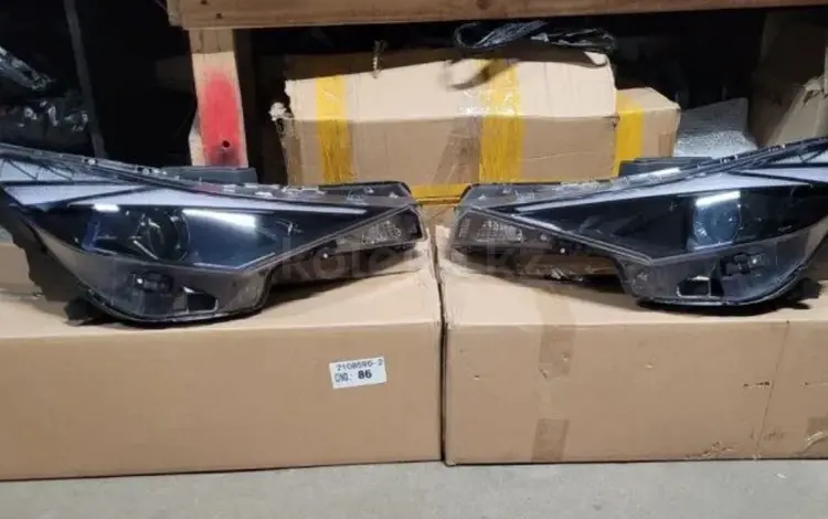 Передние фары на Hyundai Elantra за 60 000 тг. в Алматы