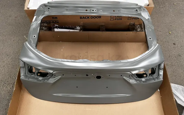 Крышка багажника на Nissan Qashqai за 220 000 тг. в Алматы