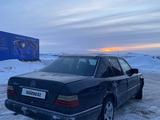 Mercedes-Benz E 200 1991 года за 1 300 000 тг. в Караганда – фото 5