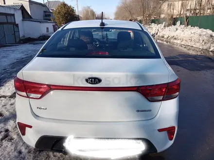 Kia Rio 2019 года за 7 400 000 тг. в Астана – фото 2