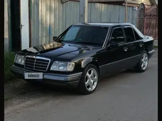 Mercedes-Benz E 280