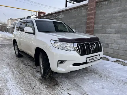 Toyota Land Cruiser Prado 2018 года за 19 500 000 тг. в Алматы