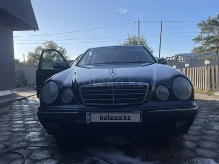 Mercedes-Benz E 200 1999 года за 5 700 000 тг. в Караганда