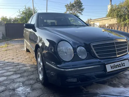 Mercedes-Benz E 200 1999 года за 5 700 000 тг. в Караганда – фото 4