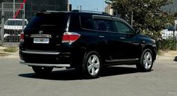 Toyota Highlander 2011 года за 11 490 000 тг. в Актау – фото 4