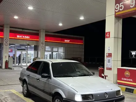 Volkswagen Passat 1990 года за 800 000 тг. в Алматы