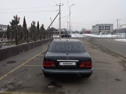 Mercedes-Benz E 280 1997 года за 2 700 000 тг. в Алматы – фото 5