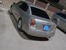 Nissan Altima, 2004
