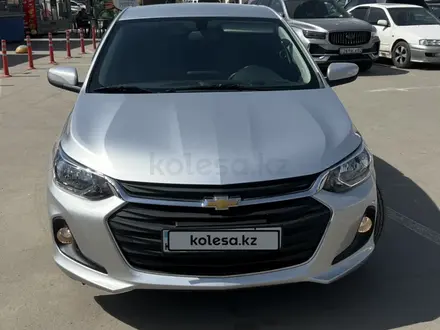 Chevrolet Onix 2023 года за 5 900 000 тг. в Алматы – фото 2
