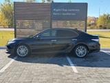 Toyota Camry 2018 года за 11 990 000 тг. в Кокшетау – фото 2