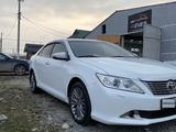 Toyota Camry 2013 года за 10 500 000 тг. в Шымкент – фото 2