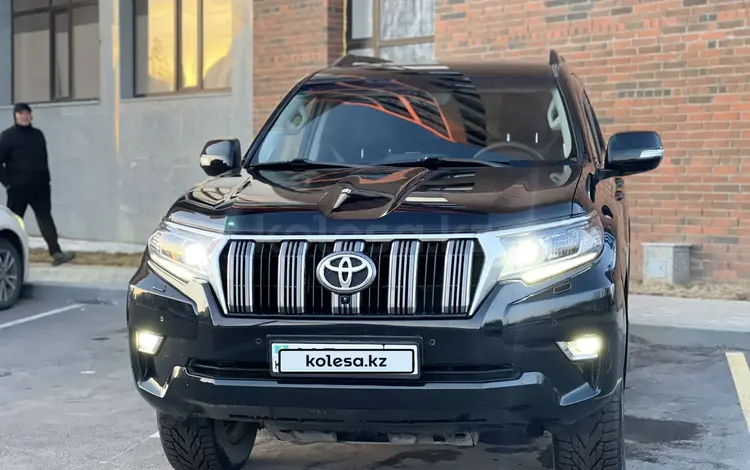 Toyota Land Cruiser Prado 2018 года за 26 200 000 тг. в Астана