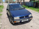 Volkswagen Golf 1993 года за 1 800 000 тг. в Алматы