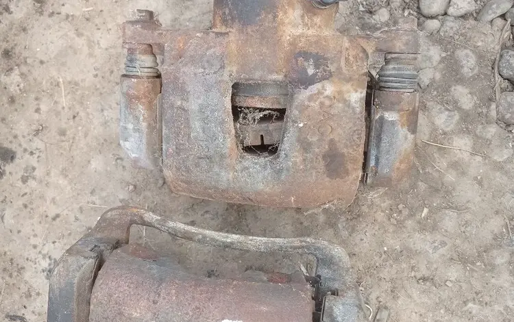 Суппорта, пара за 10 000 тг. в Алматы