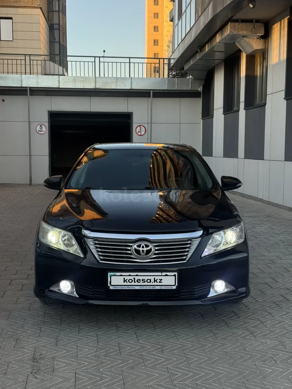 Toyota Camry, 2012