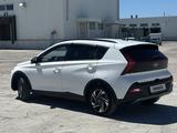 Hyundai Bayon 2023 года за 7 800 000 тг. в Караганда – фото 3