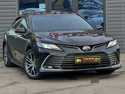 Toyota Camry 2023 года за 18 500 000 тг. в Астана – фото 2