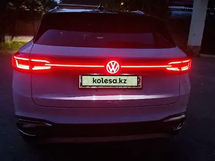 Volkswagen ID.4 2021 года за 11 800 000 тг. в Алматы – фото 2