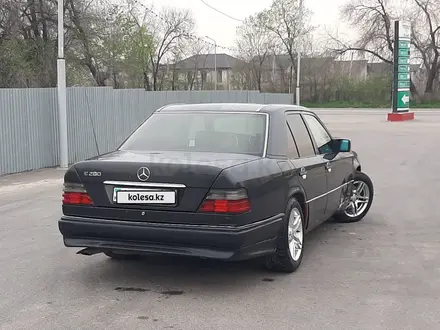 Mercedes-Benz E 280 1994 годаүшін2 100 000 тг. в Алматы – фото 5