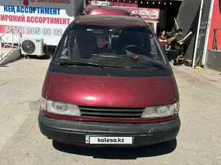 Toyota Previa, 1992