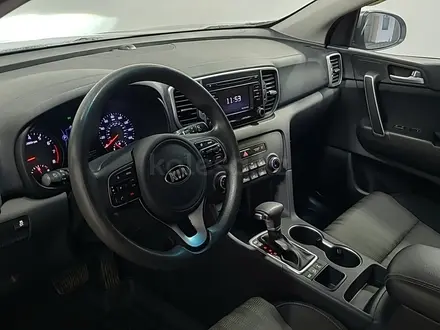 Kia Sportage 2018 года за 8 430 000 тг. в Алматы – фото 12