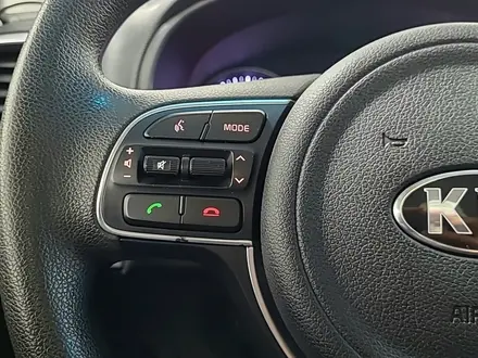 Kia Sportage 2018 года за 8 430 000 тг. в Алматы – фото 22