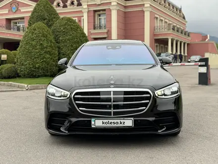 Mercedes-Benz S 500 2021 года за 76 700 000 тг. в Алматы – фото 3