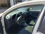 Toyota Avensis 2004 годаfor3 500 000 тг. в Алматы – фото 5