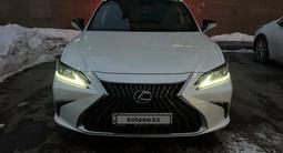 Lexus ES 250 2022 годаfor25 999 999 тг. в Астана