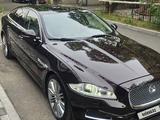 Jaguar XJ 2012 года за 13 000 000 тг. в Алматы – фото 4