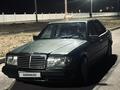 Mercedes-Benz E 220 1993 года за 2 200 000 тг. в Сарыкемер – фото 3