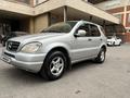 Mercedes-Benz ML 270 2001 года за 5 200 000 тг. в Алматы – фото 2
