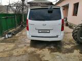 Hyundai Starex 2011 годаfor6 200 000 тг. в Шымкент – фото 4