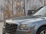 Chrysler 300C 2006 года за 3 600 000 тг. в Актау – фото 5