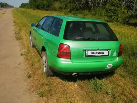 Audi A4 1998 года за 2 200 000 тг. в Бишкуль – фото 2