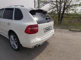 Porsche Cayenne 2007 года за 9 000 000 тг. в Шымкент – фото 2