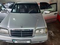 Mercedes-Benz C 180 1993 года за 2 000 000 тг. в Астана