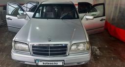 Mercedes-Benz C 180 1993 года за 2 200 000 тг. в Астана